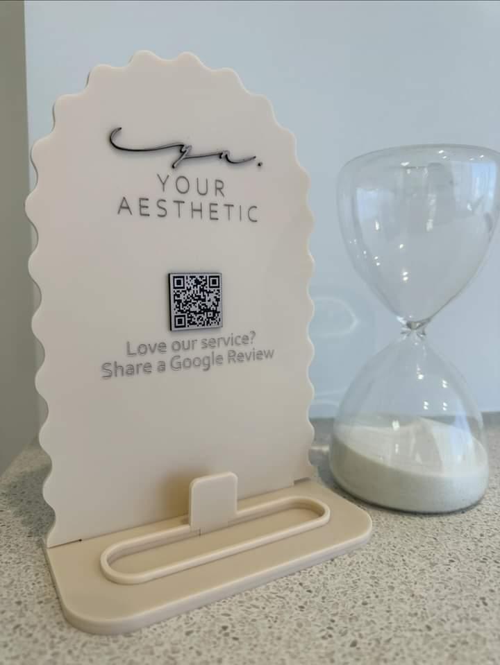 QR Code with Card Holder | Fluted Arch