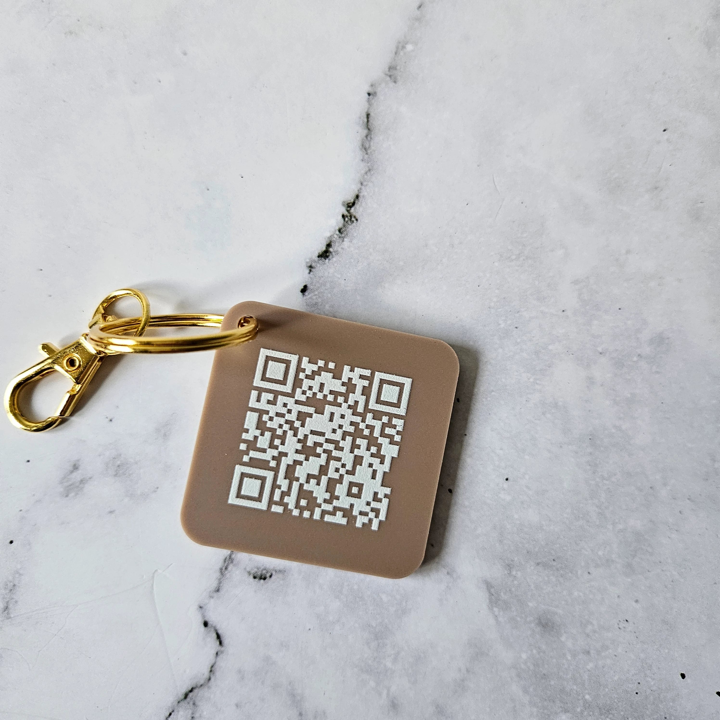 Square qr code keyring